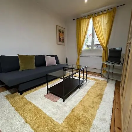 Maison Proche De Paris Nyaraló