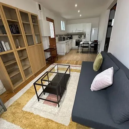 Casa de Férias Maison Proche De Paris Vanves